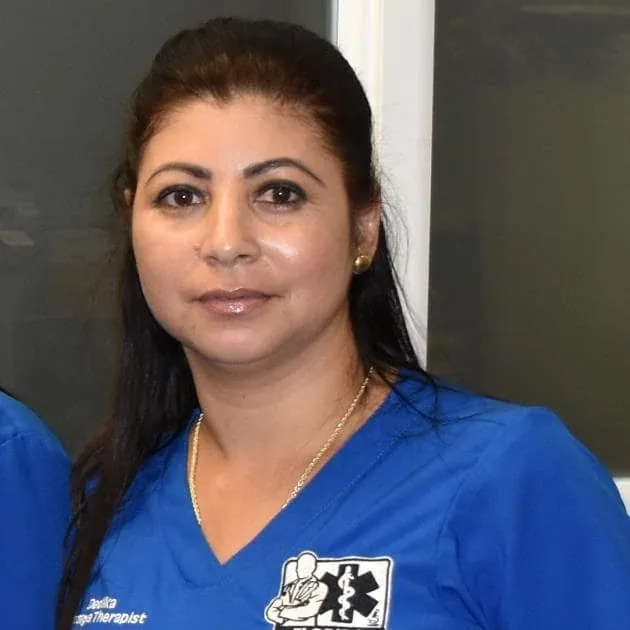Dadilka Ginarte, Front Desk